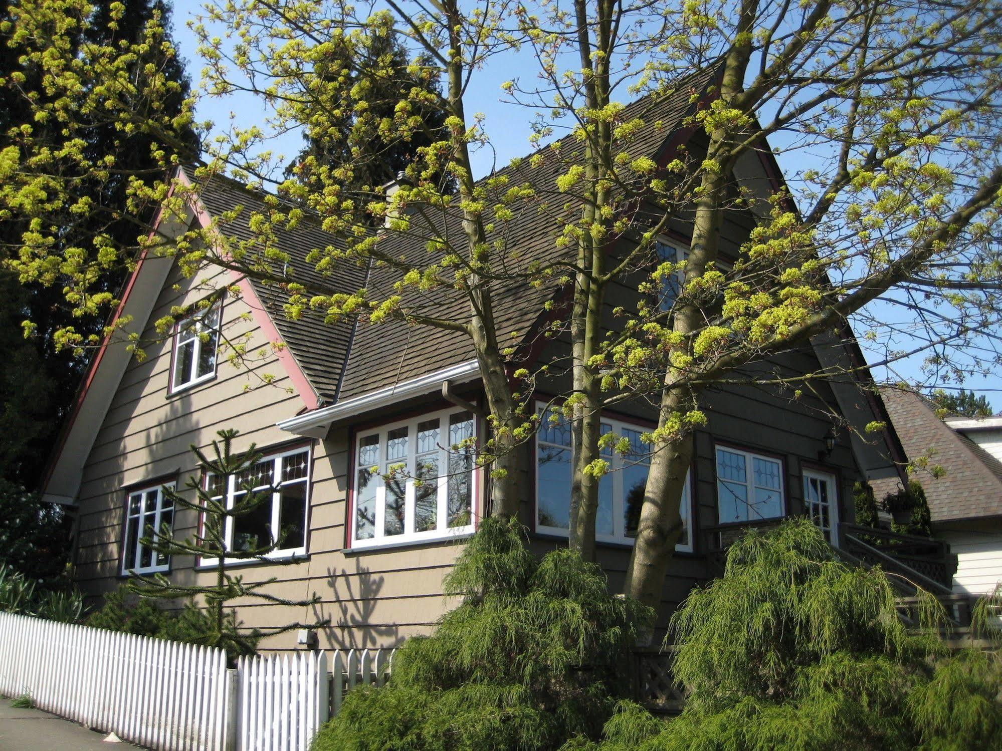 Point Grey Guest House Ванкувер Екстер'єр фото